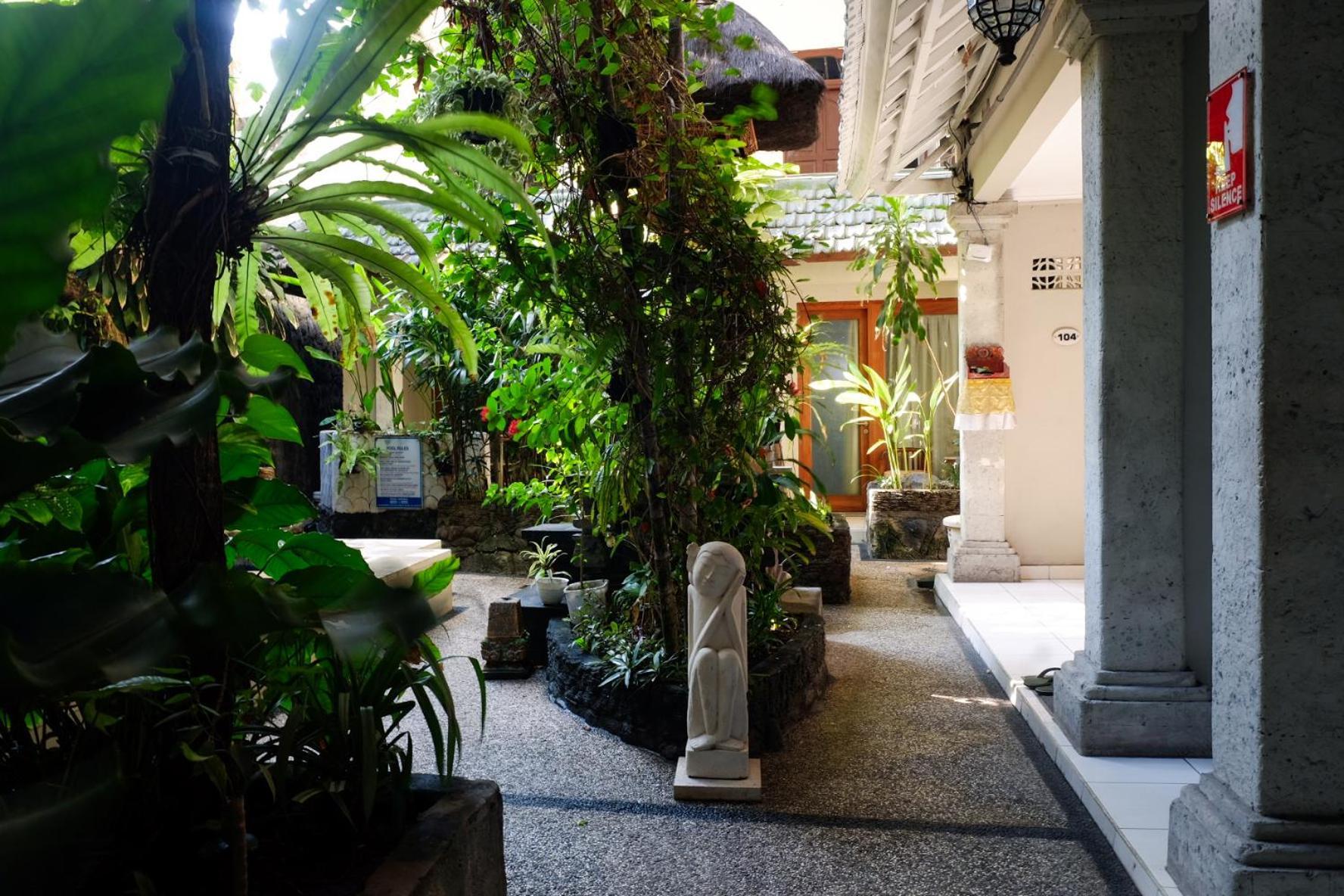 Su'S Cottages Legian Exterior photo
